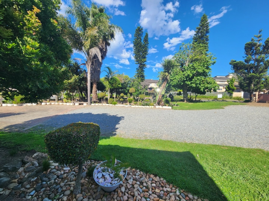 Commercial Property for Sale in Levallia Western Cape